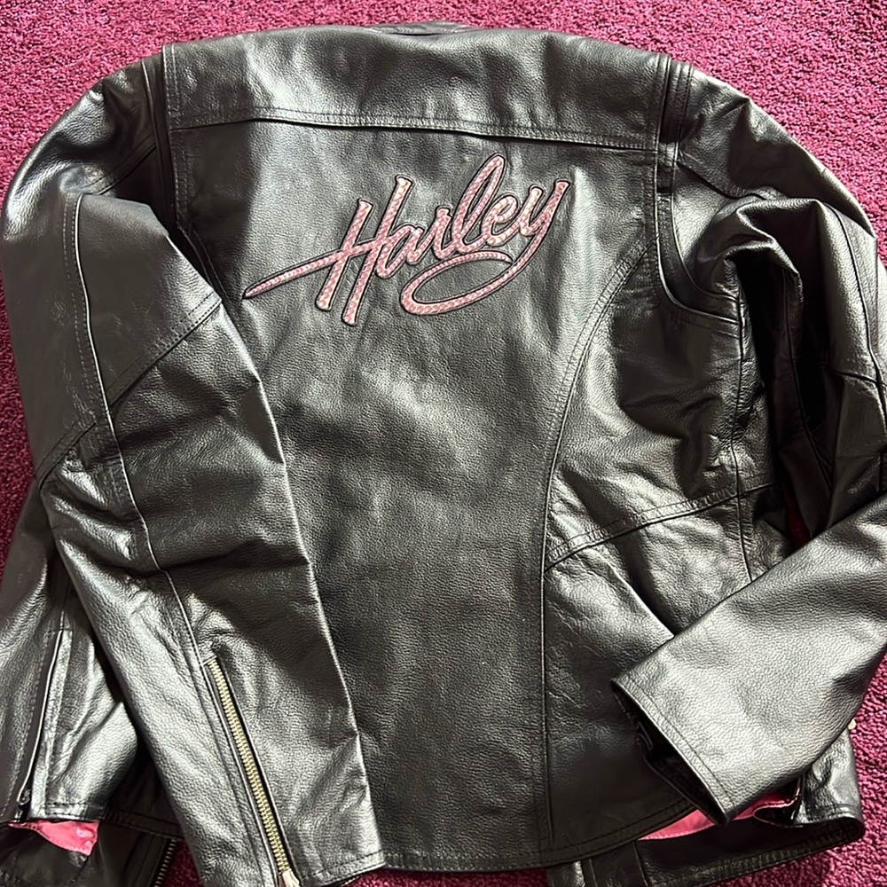 Harley Davidson leather jacket with pink rhinestone accents - Picture 3 of 6